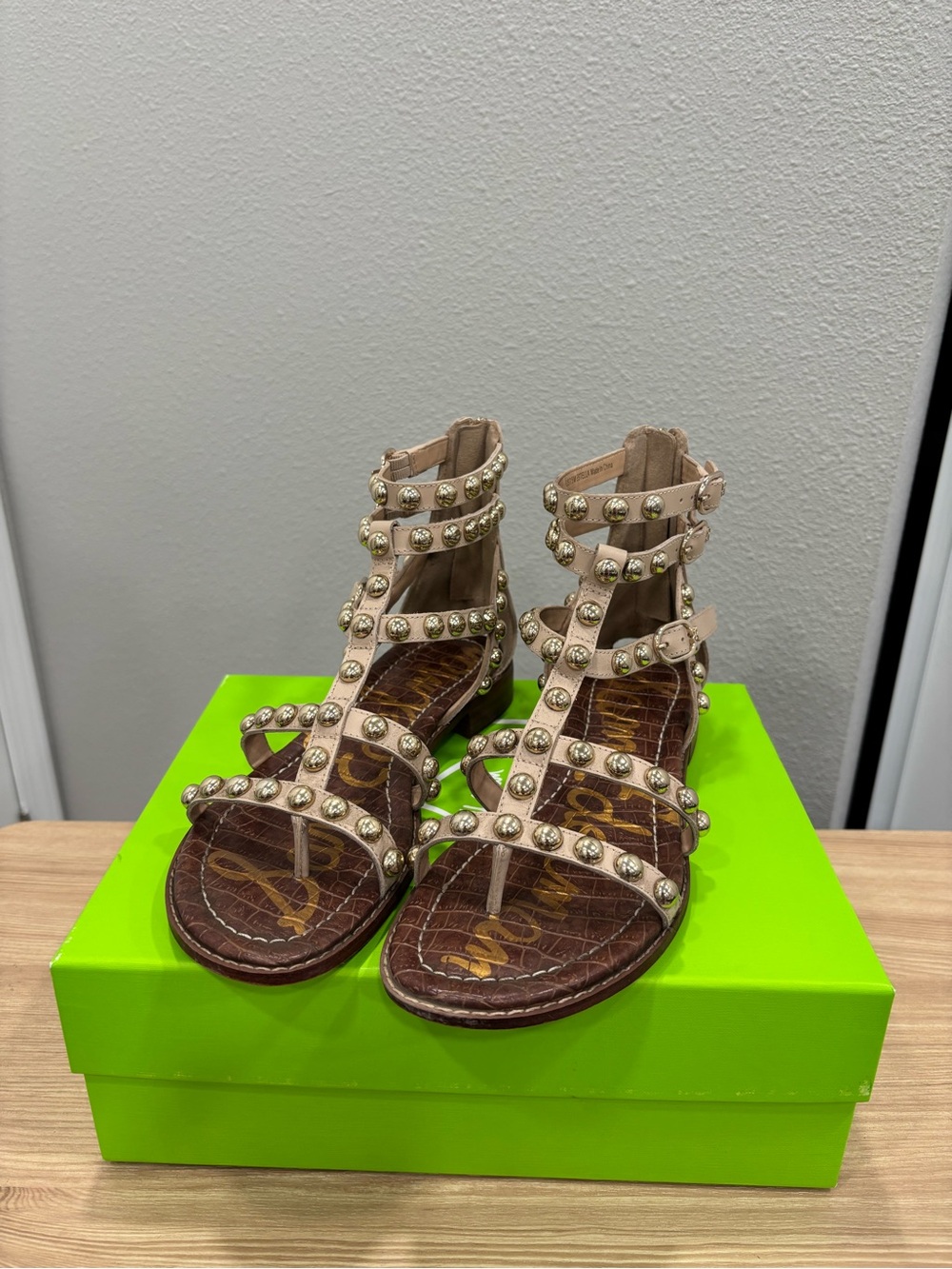 Sam Edelman Gold Studded Gladiator Sandals “Estella” Sandshell (beige) 7.5 $75